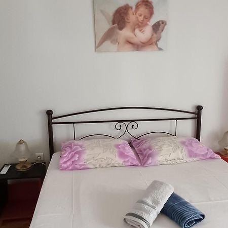 Acropolis Within 10Min. Walk! Apartamento Atenas Exterior foto
