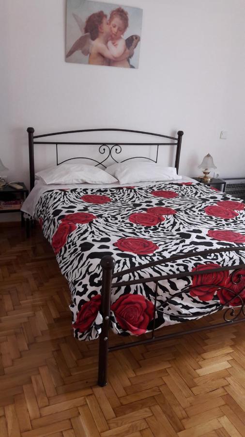 Acropolis Within 10Min. Walk! Apartamento Atenas Exterior foto