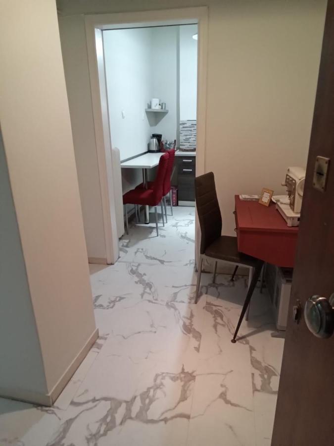 Acropolis Within 10Min. Walk! Apartamento Atenas Exterior foto