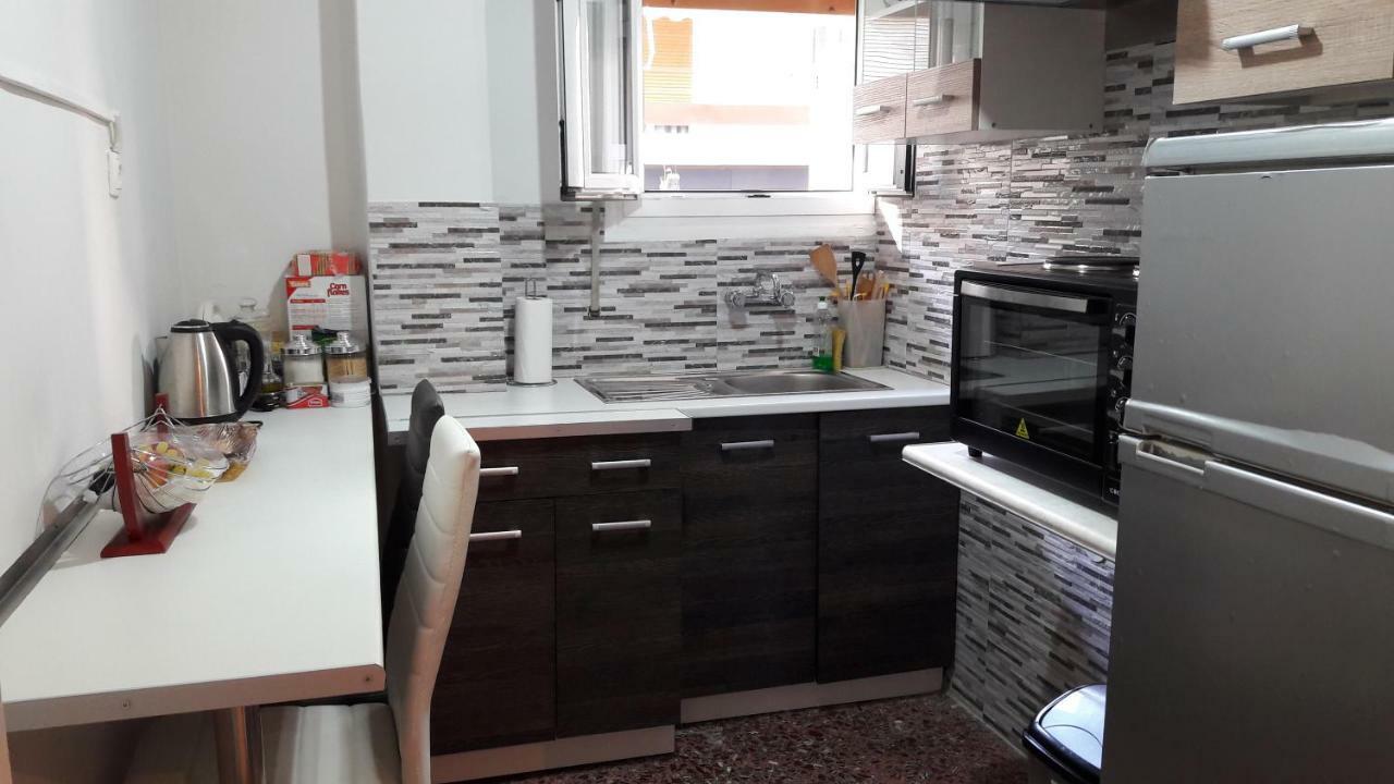 Acropolis Within 10Min. Walk! Apartamento Atenas Exterior foto